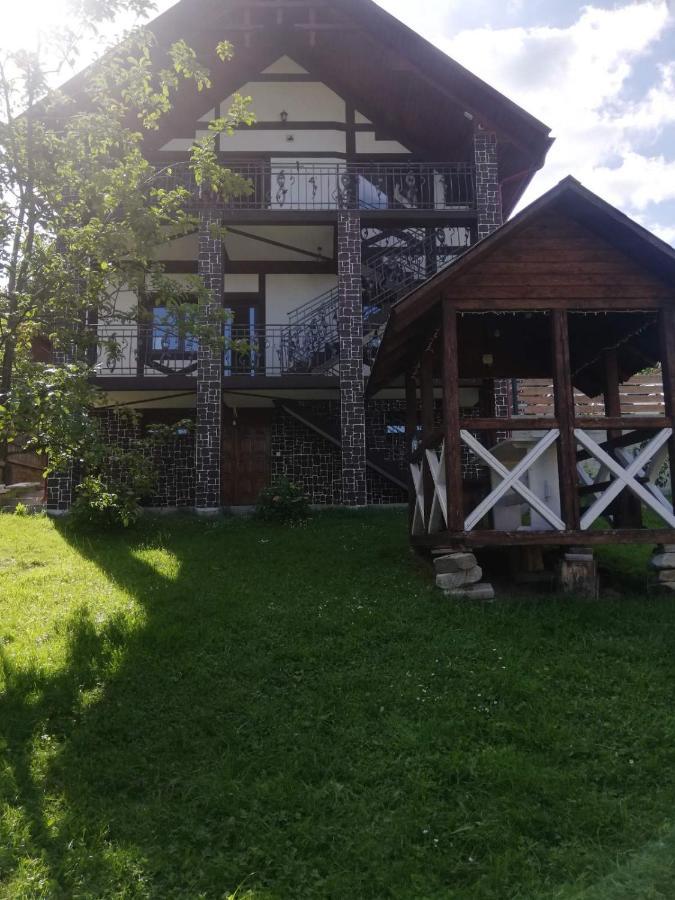 Садиба Анномарі - Відпочинок В Карпатах Котедж Яремче Eksteriør billede